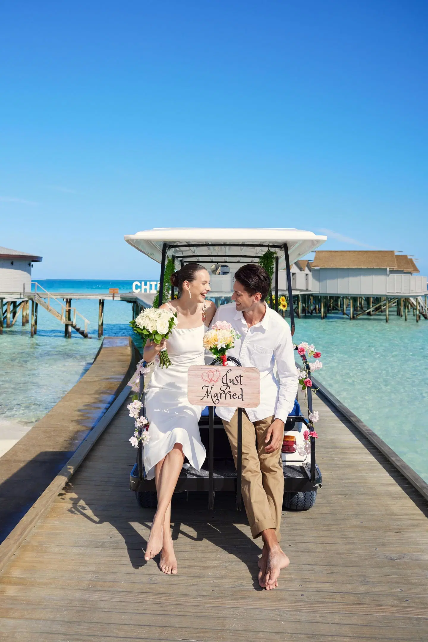 Centara Ras Fushi Resort & Spa Maldives PEOPLE