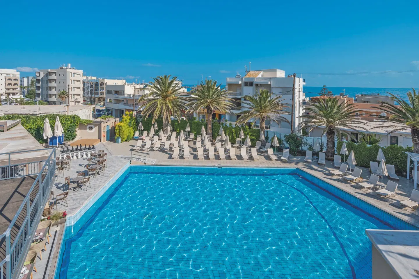 Minos Hotel OUTDOOR_POOL