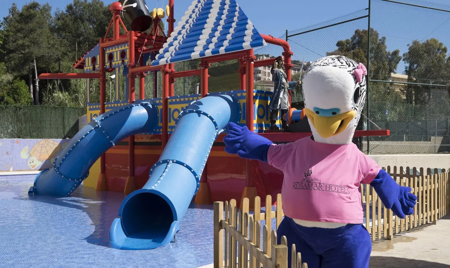 Rosamar Garden Resort PEOPLE