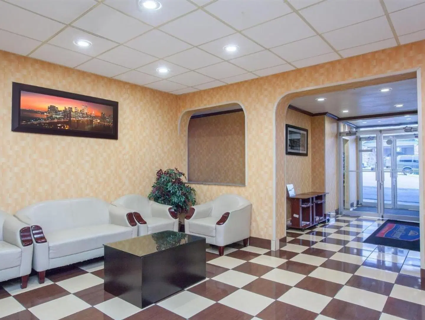 Howard Johnson by Wyndham North Bergen LOUNGE_LOBBY