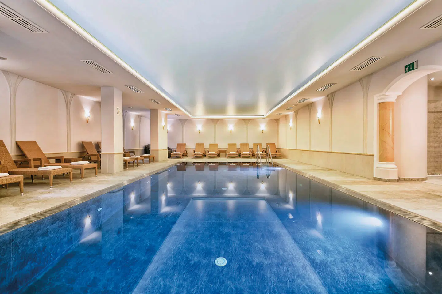 Sonnenburg Hallenbad