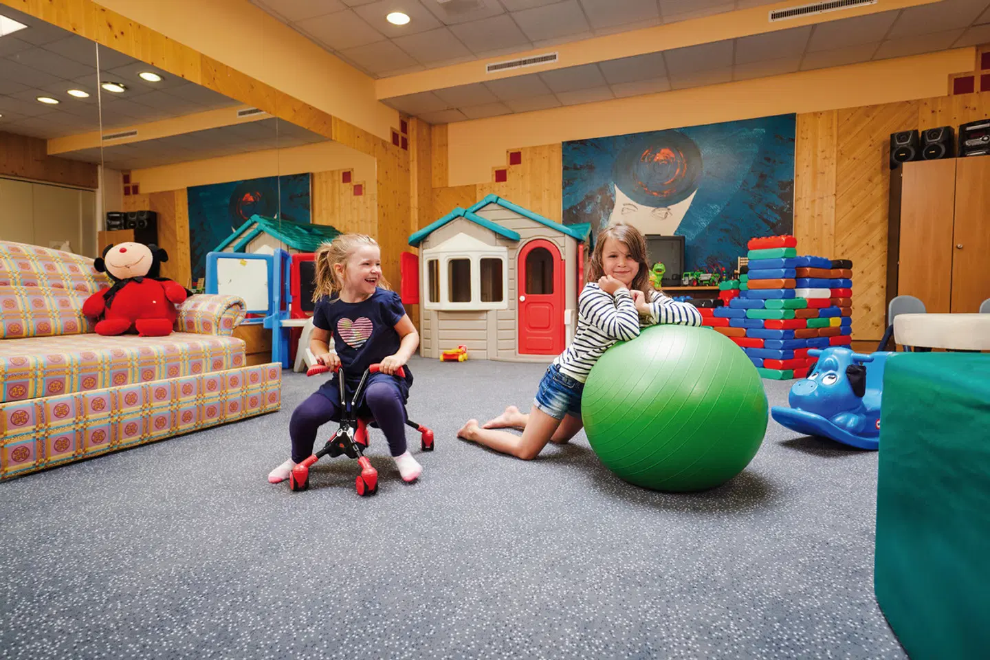 Sunny SPORTS_AND_LEISURE