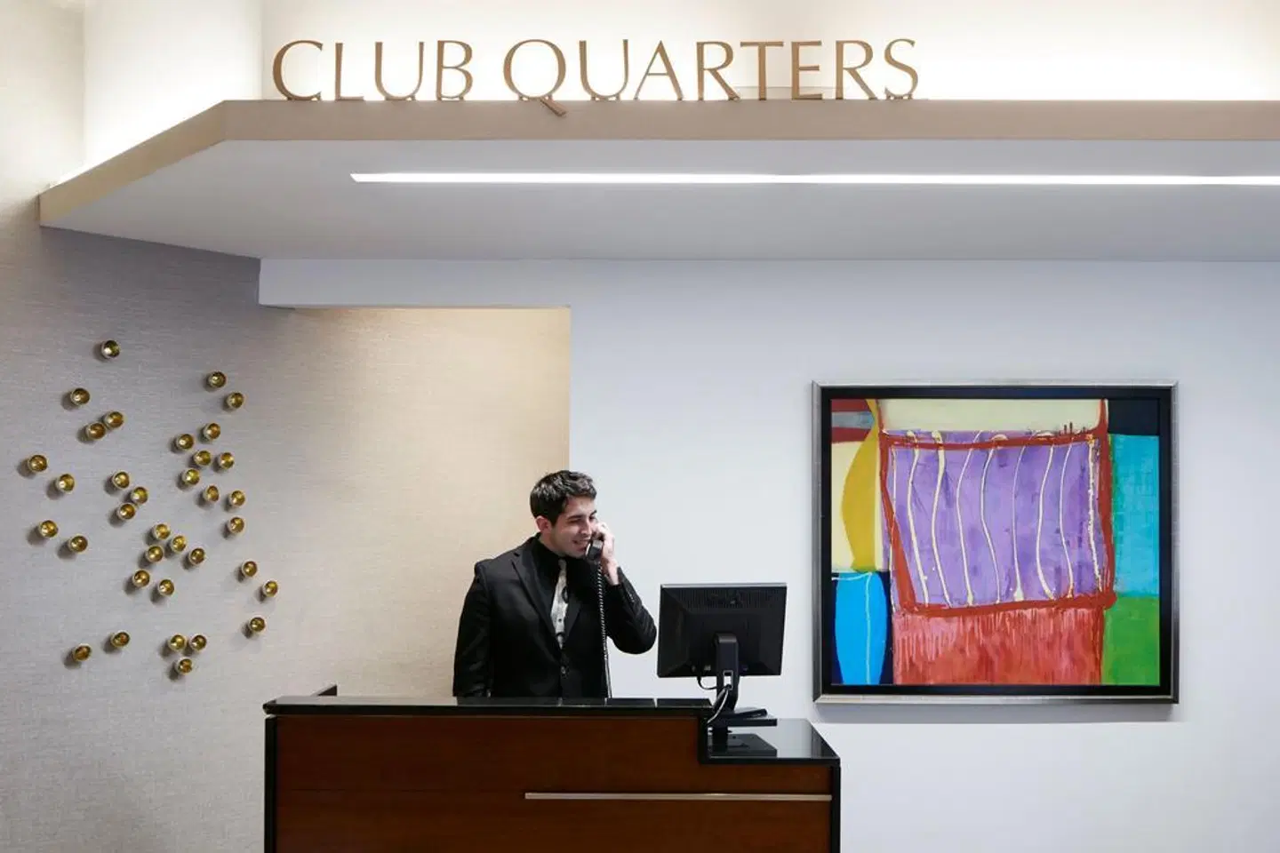 Club Quarters, Wacker At Michigan LOUNGE_LOBBY