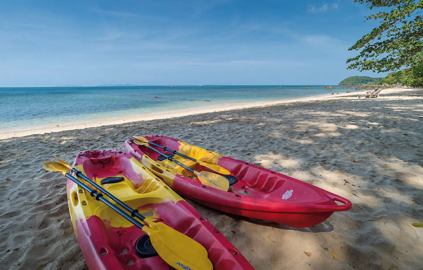 Koh Jum Ocean Beach Resort Strand