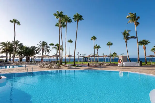 Riu Palace Calypso OUTDOOR_POOL