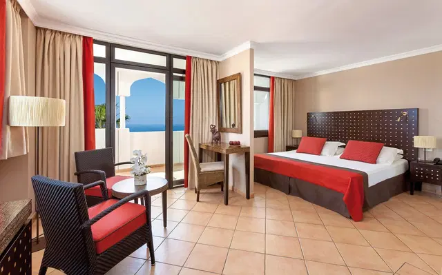 Seaside Sandy Beach ROOM_EXAMPLE