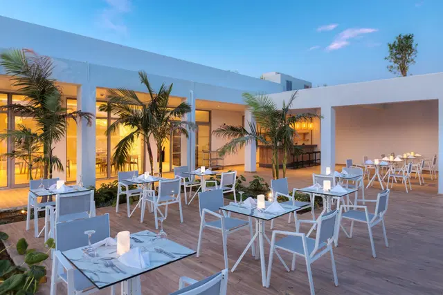 Blue Lagoon Ocean TERRACE