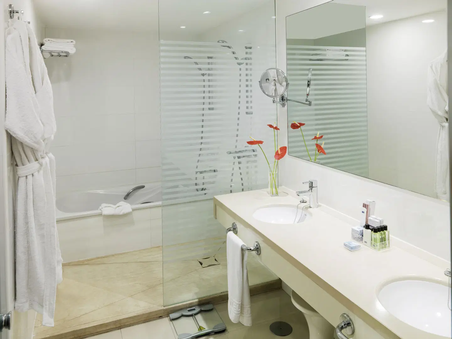 H10 Gran Tinerfe Badezimmer