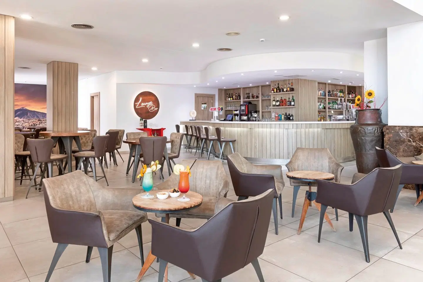 Alexandre Hotel Gala Bar