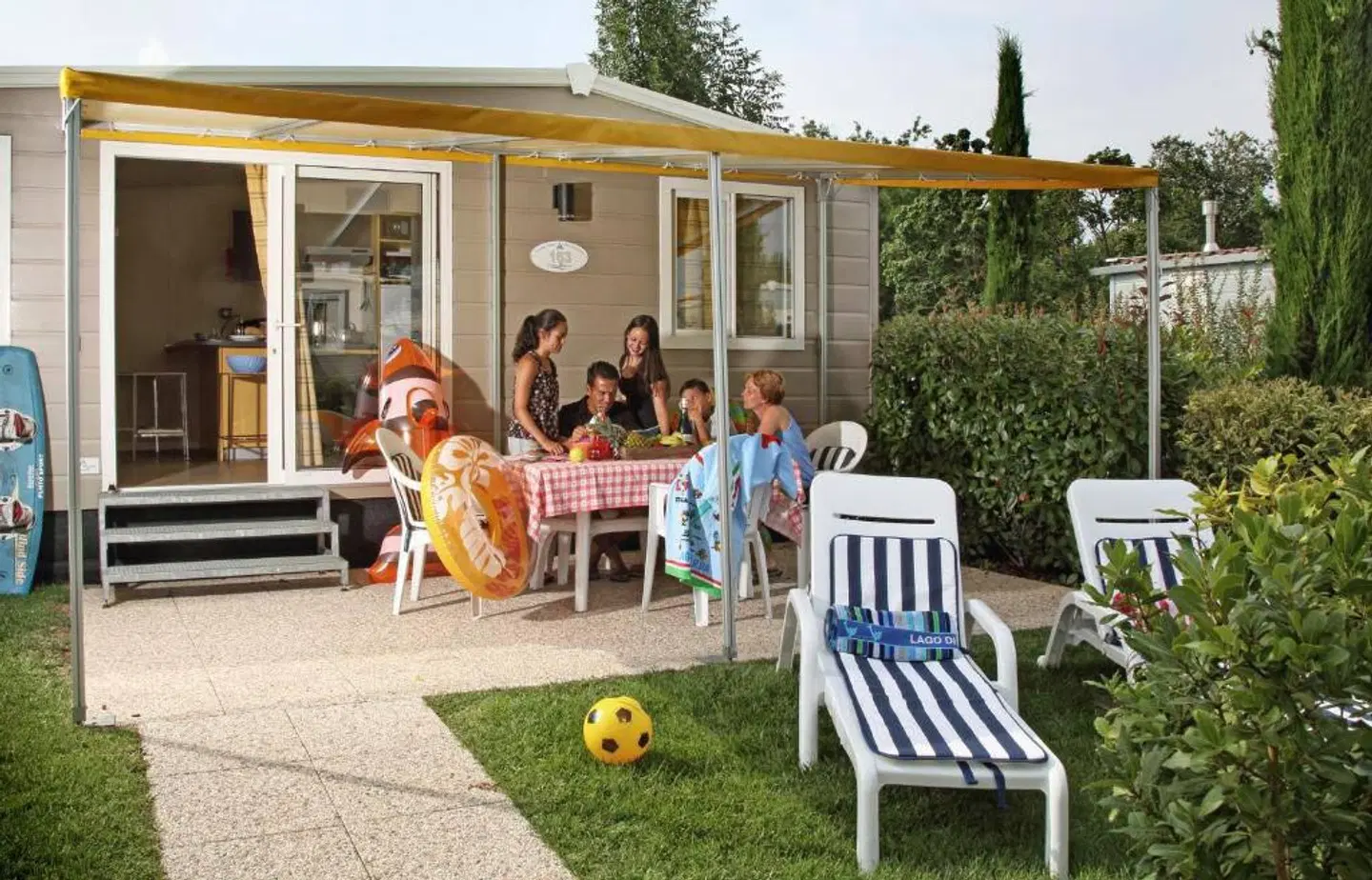 Camping Village San Francesco PEOPLE