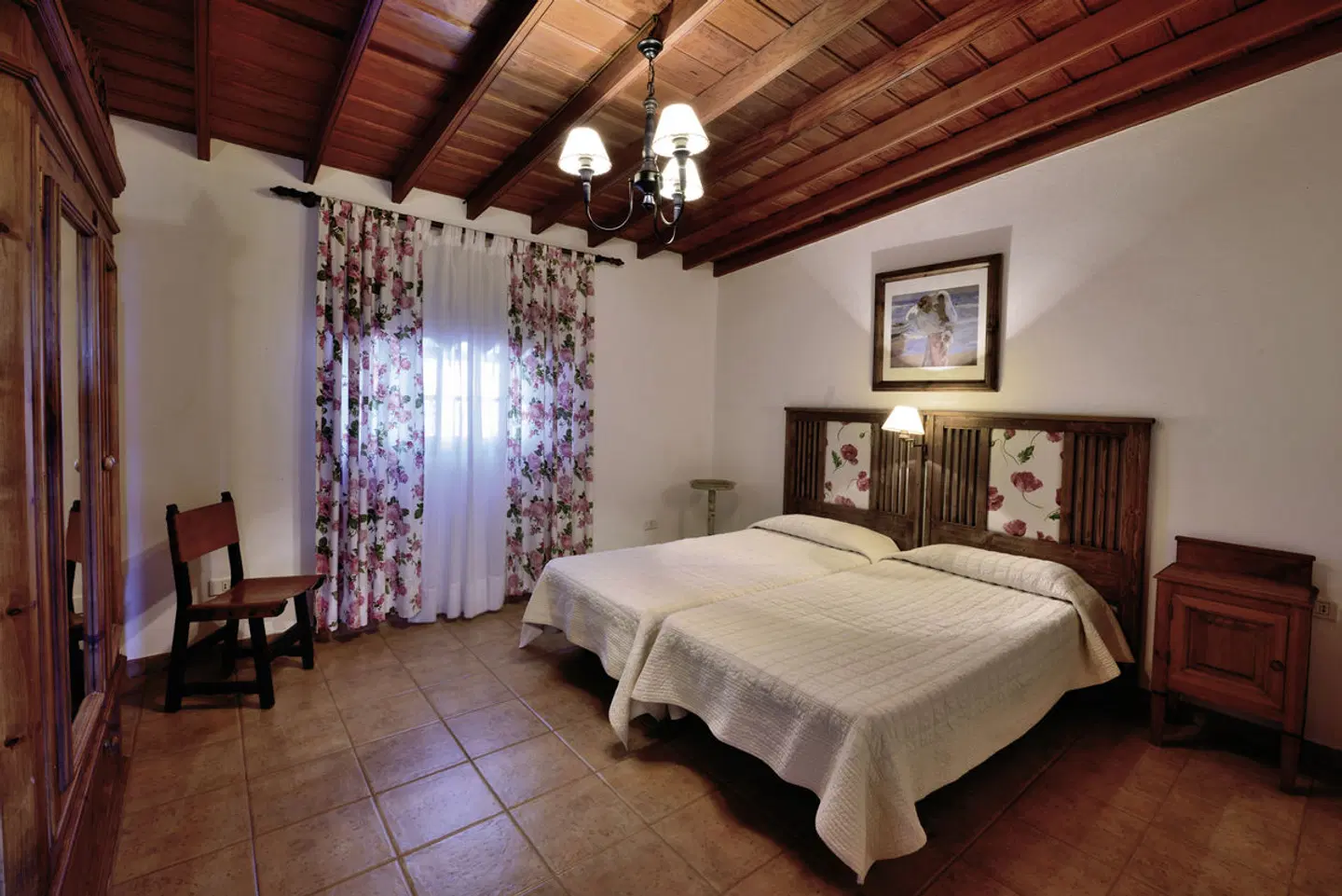 Villa Mari ROOM_EXAMPLE