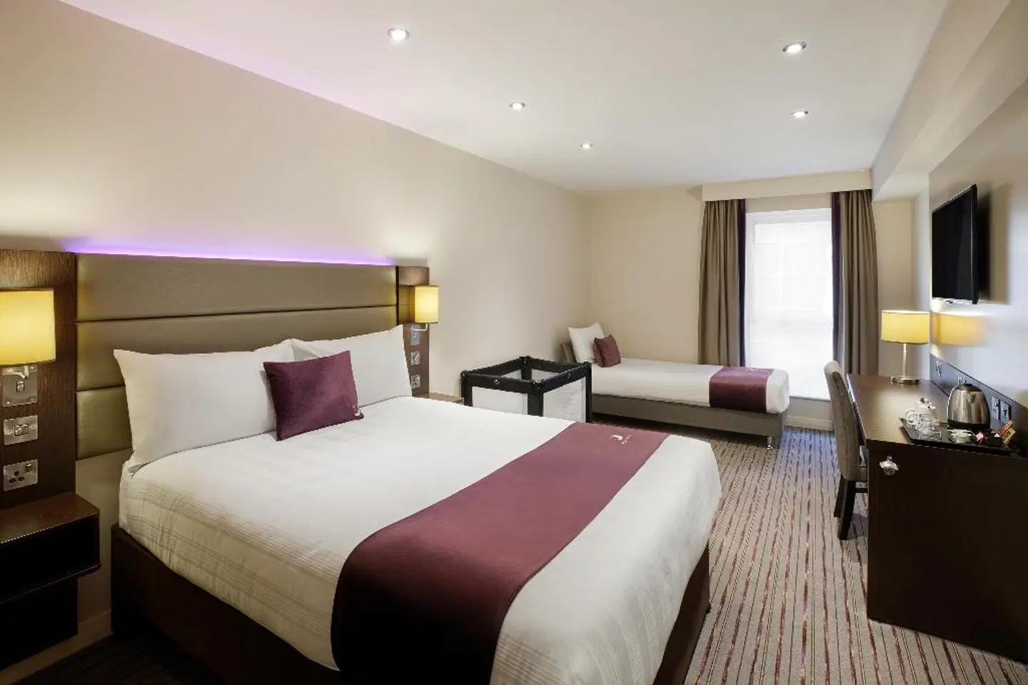 Premier Inn Brighton City Centre ROOM_EXAMPLE