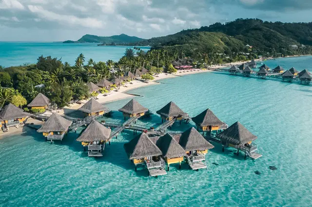 InterContinental Bora Bora Le Moana Resort OUTDOOR_POOL