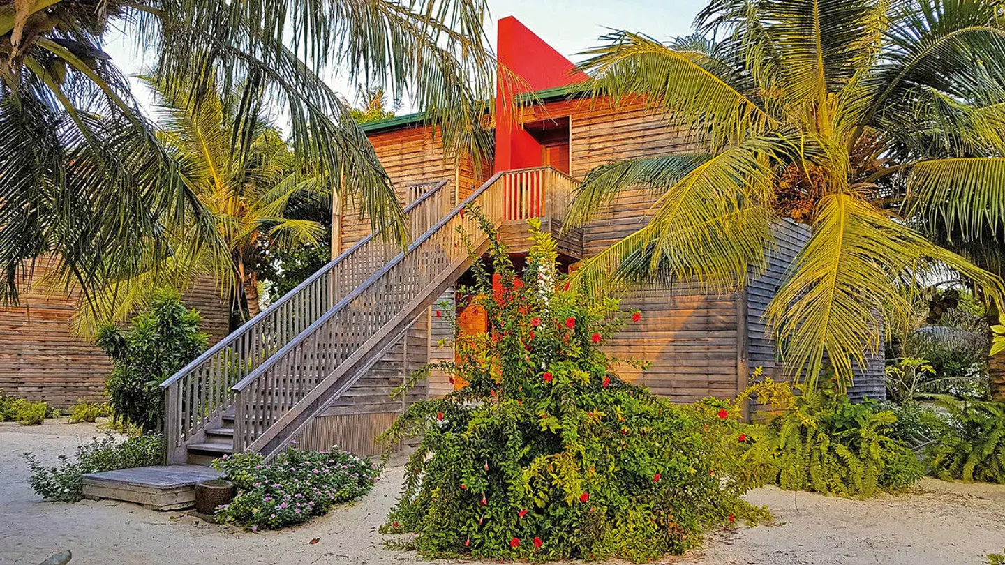 The Barefoot Eco Hotel EXTERIOR