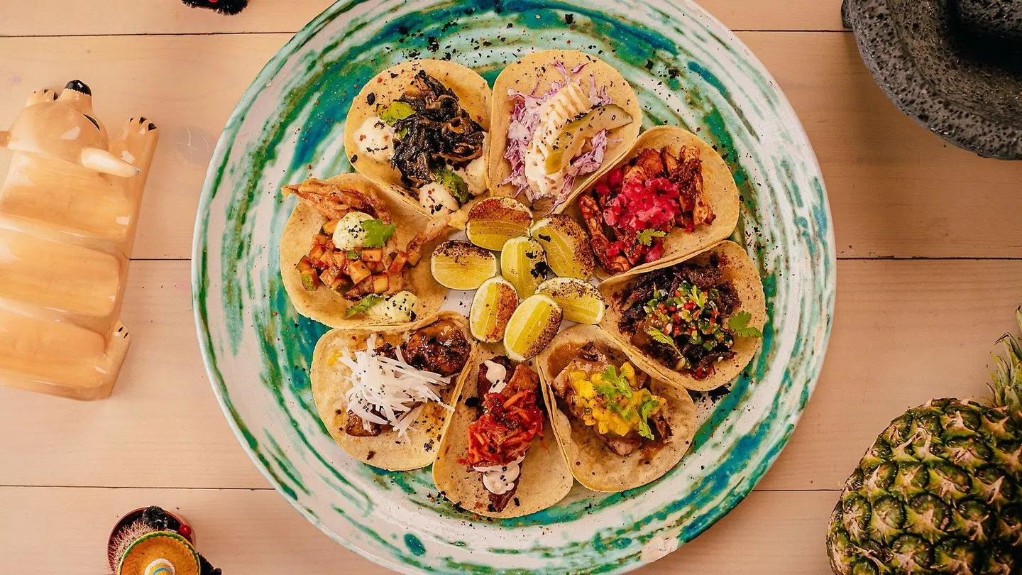 Holiday Inn Express Safa Restaurant