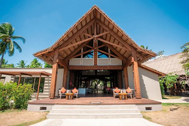 Lomani Island Resort EXTERIOR