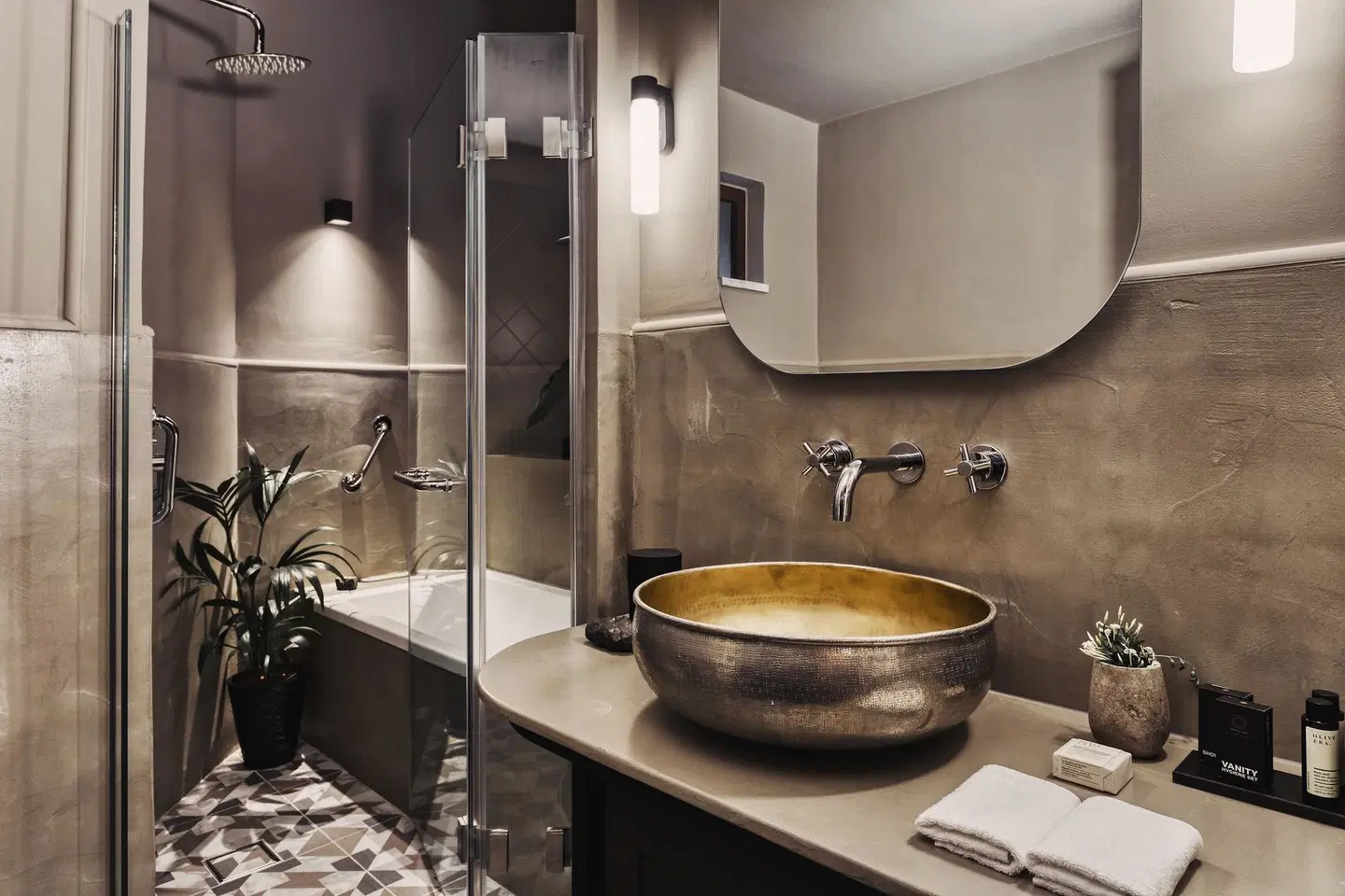 Domes of Elounda, Autograph Collection Badezimmer