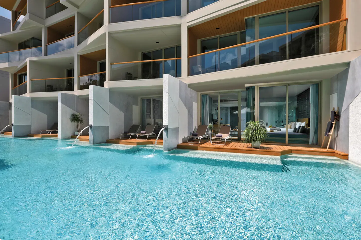 Wyndham Grand Nai Harn Beach Phuket OUTDOOR_POOL