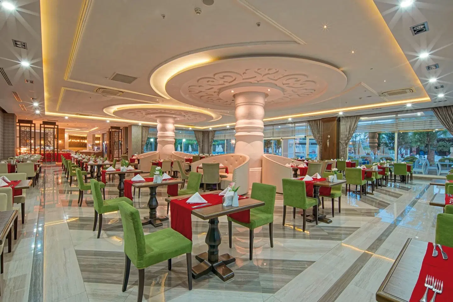 Diamond Elite Hotel & Spa Restaurant
