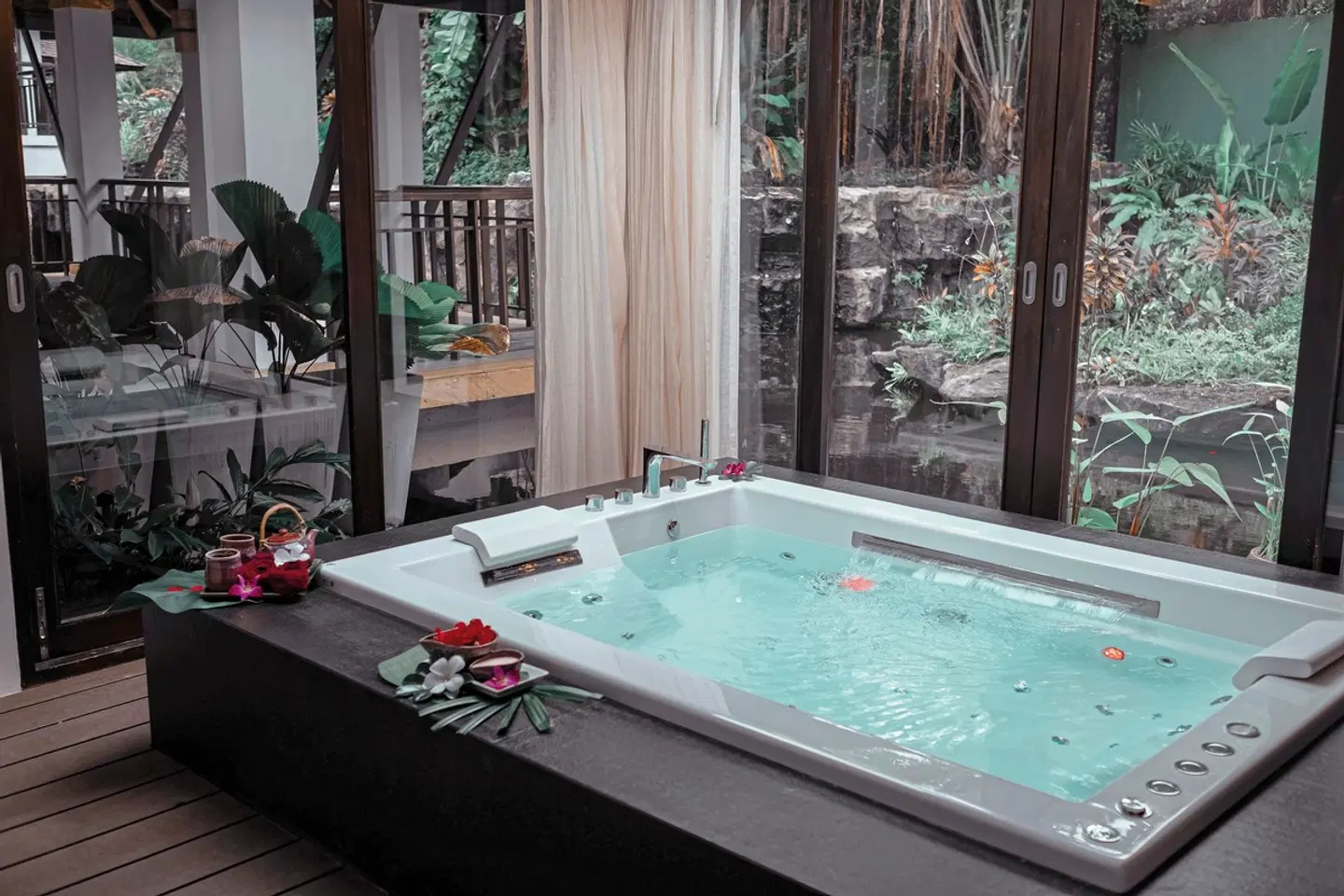 Melati Beach Resort & Spa Badezimmer