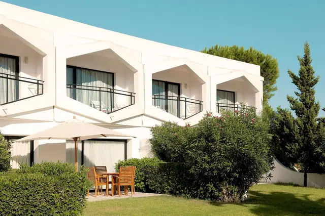 Sentido Phenicia EXTERIOR