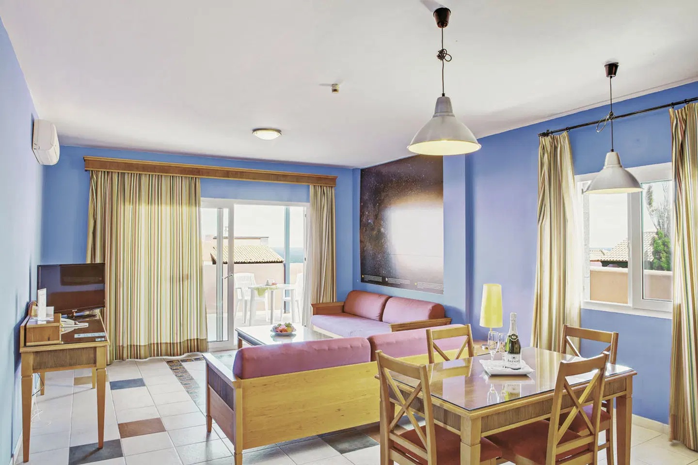 El Cerrito Apartamentos ROOM_EXAMPLE