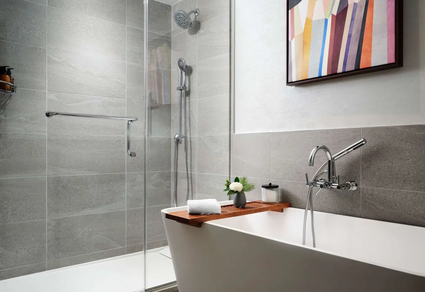 Hotel Alpenrock Breckenridge, Curio Collection by Hilton Badezimmer