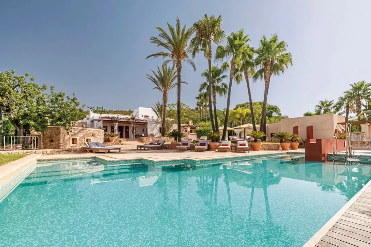 Rural Can Lluc Boutique Country Hotel & Villas OUTDOOR_POOL