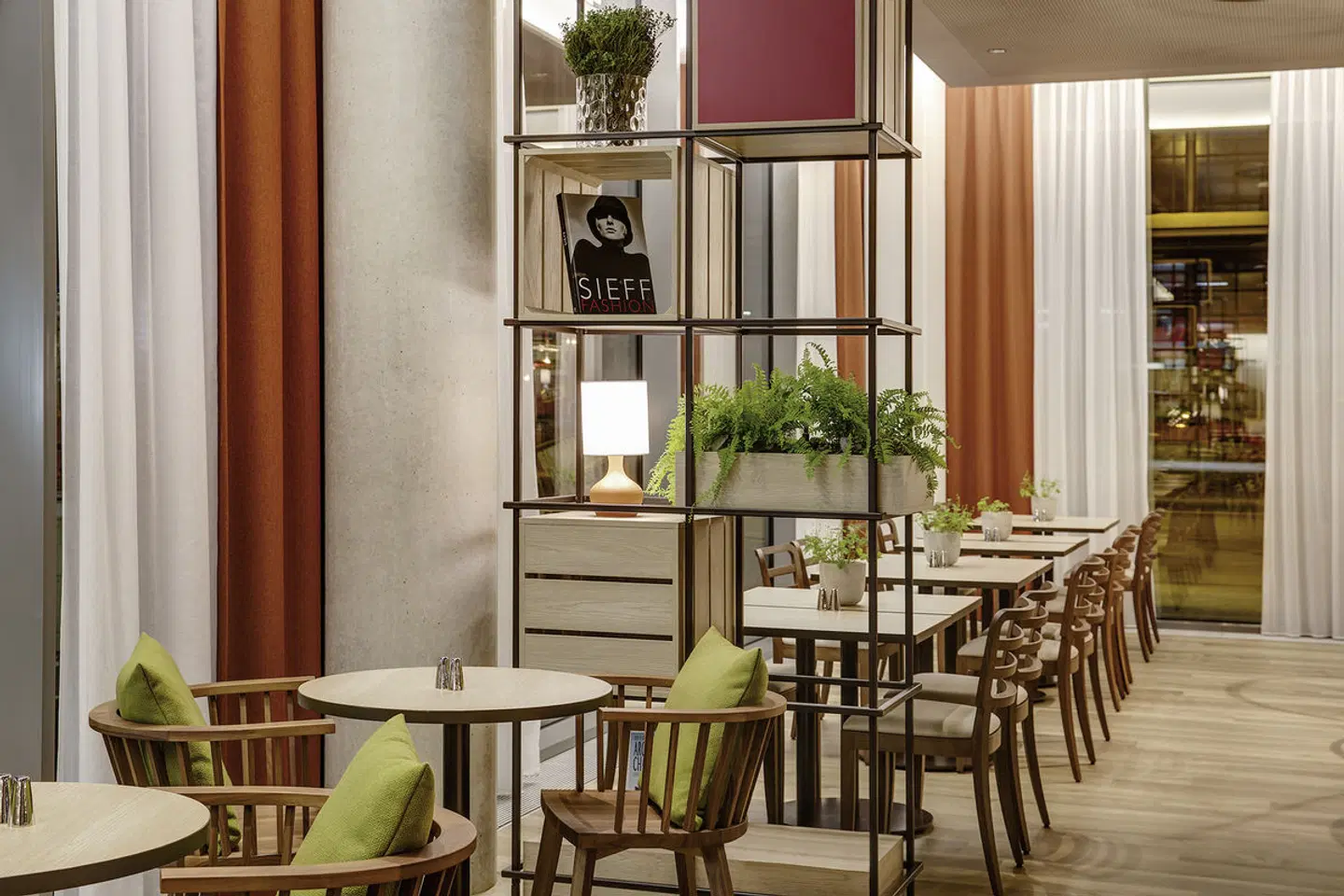 IntercityHotel Frankfurt Hauptbahnhof Süd Restaurant