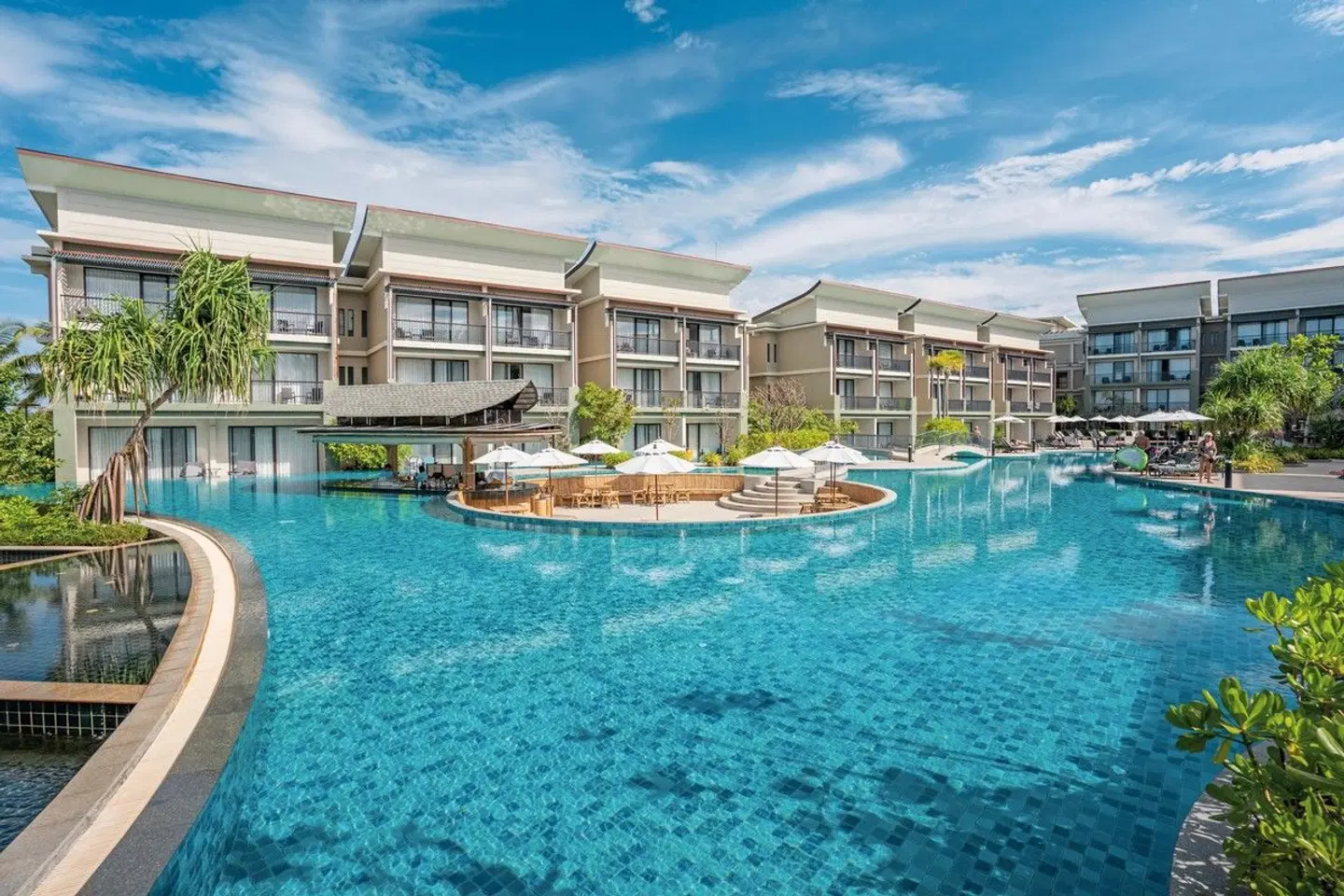 Le Méridien Khao Lak Resort & Spa EXTERIOR