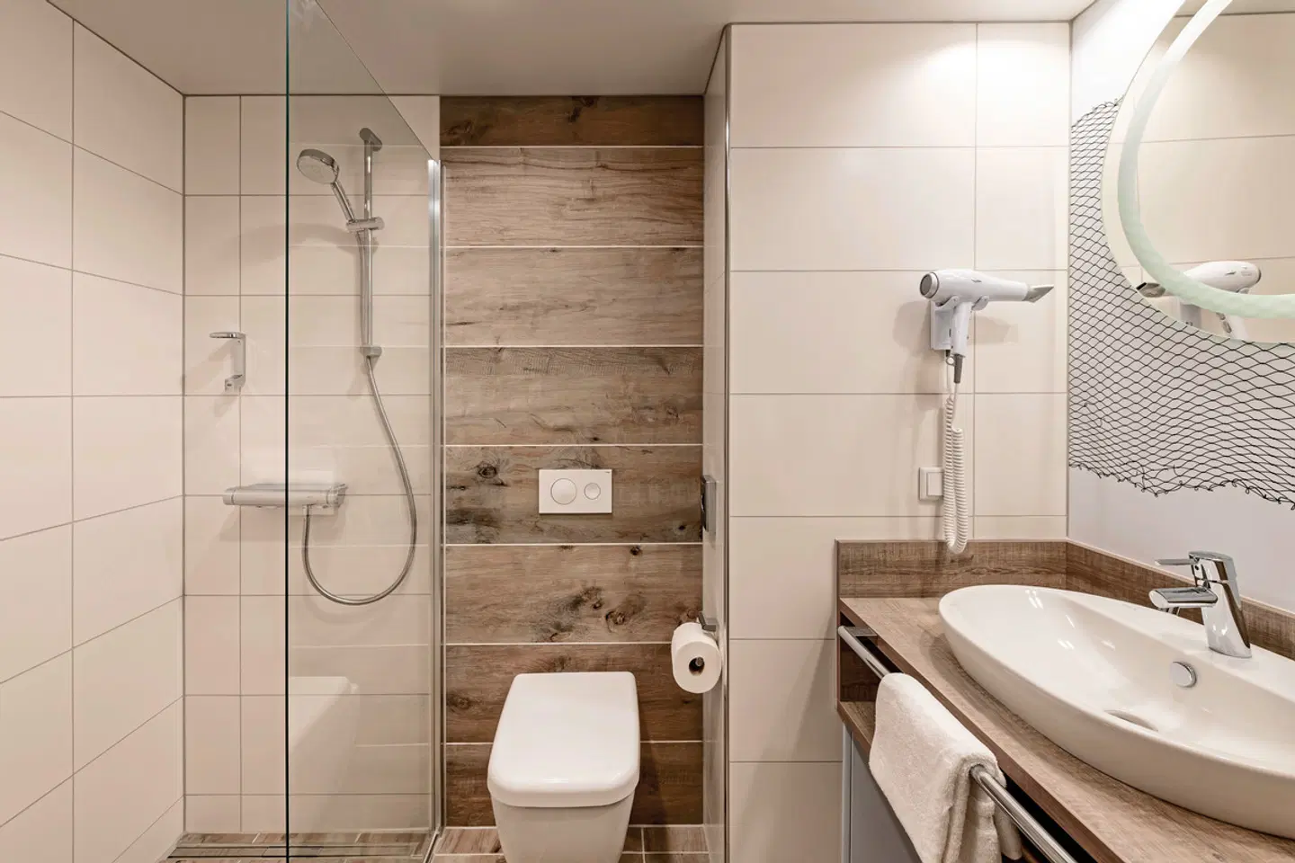 ibis Styles Kiel Badezimmer