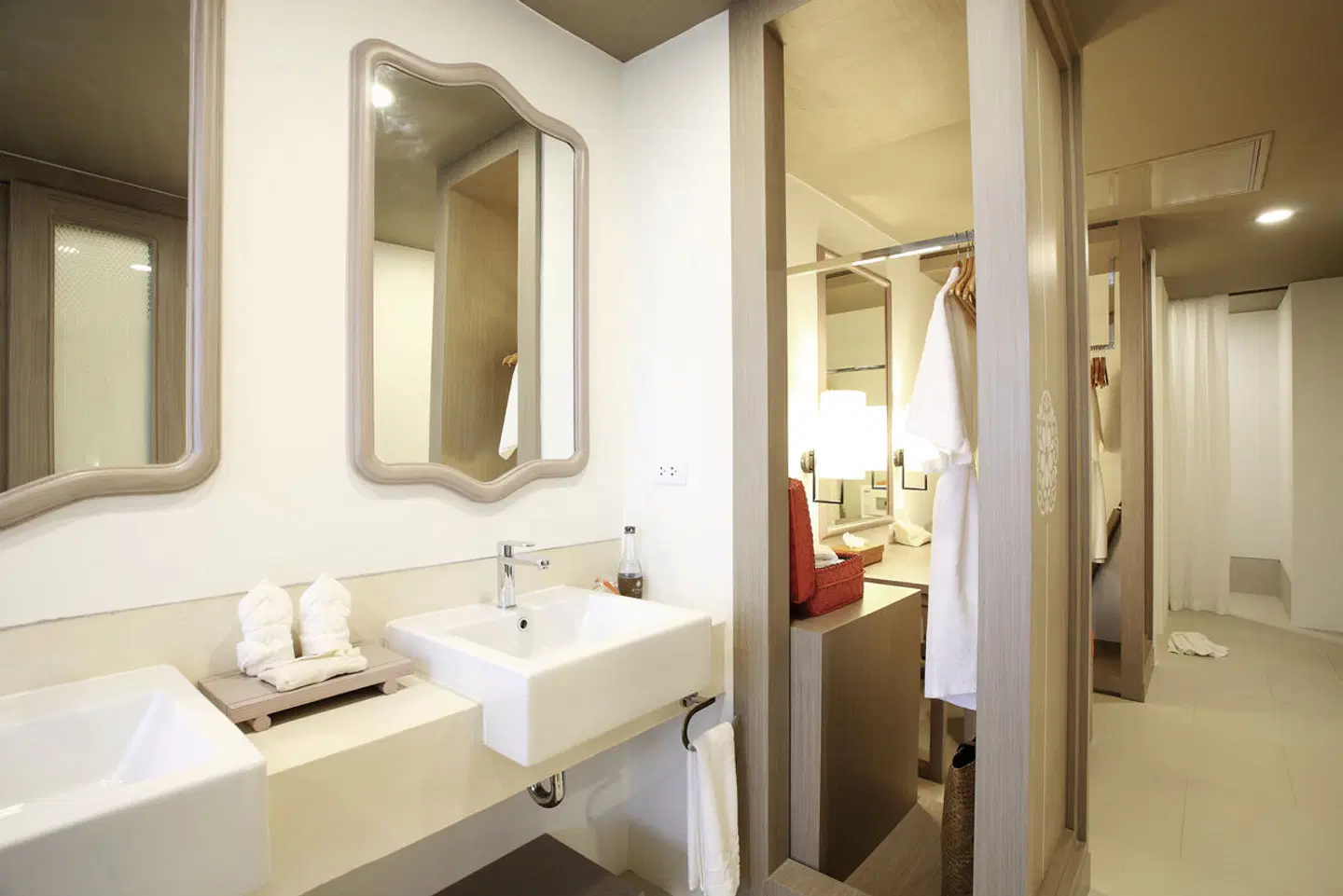 Proud Phuket Badezimmer