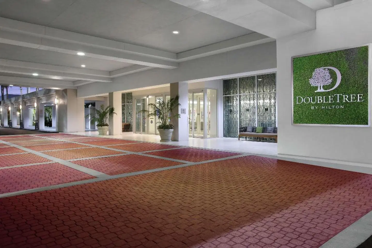 DoubleTree by Hilton at the Entrance to Universal Orlando LOUNGE_LOBBY