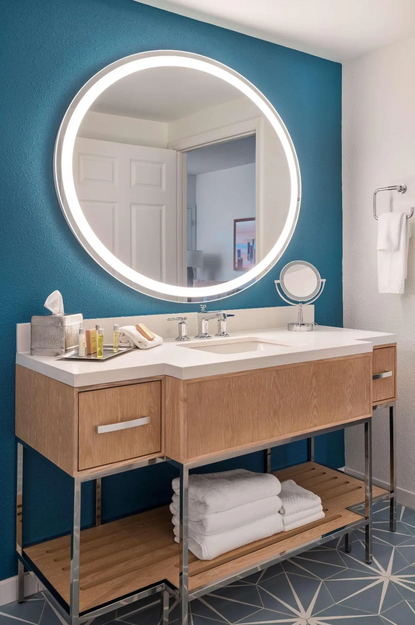 DoubleTree Suites by Hilton Naples Badezimmer