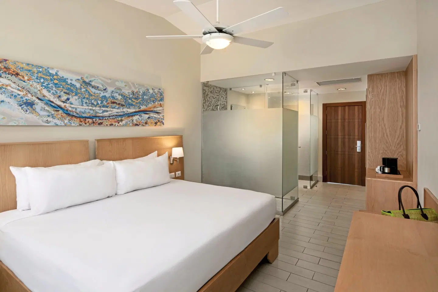 Lifestyle Tropical Beach Resort & Spa ROOM_EXAMPLE