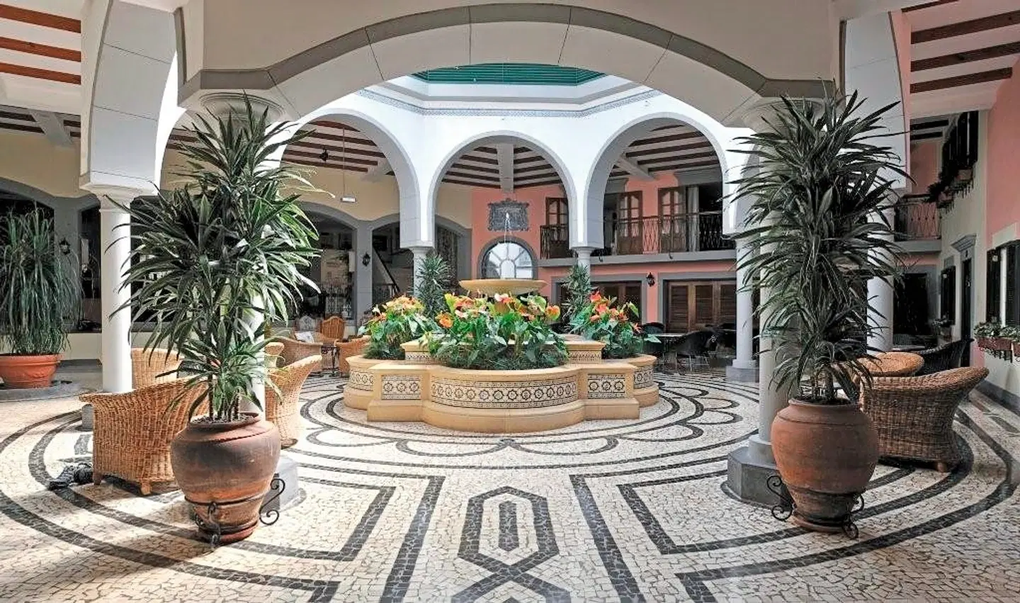 Pestana Village Garden EXTERIOR