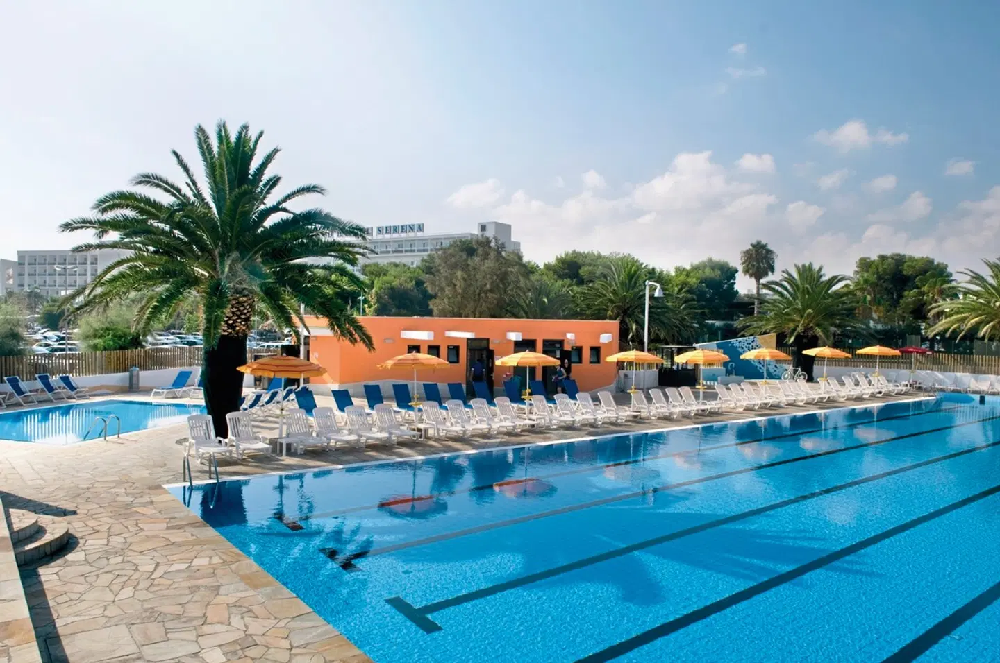 Gran Serena Hotel OUTDOOR_POOL