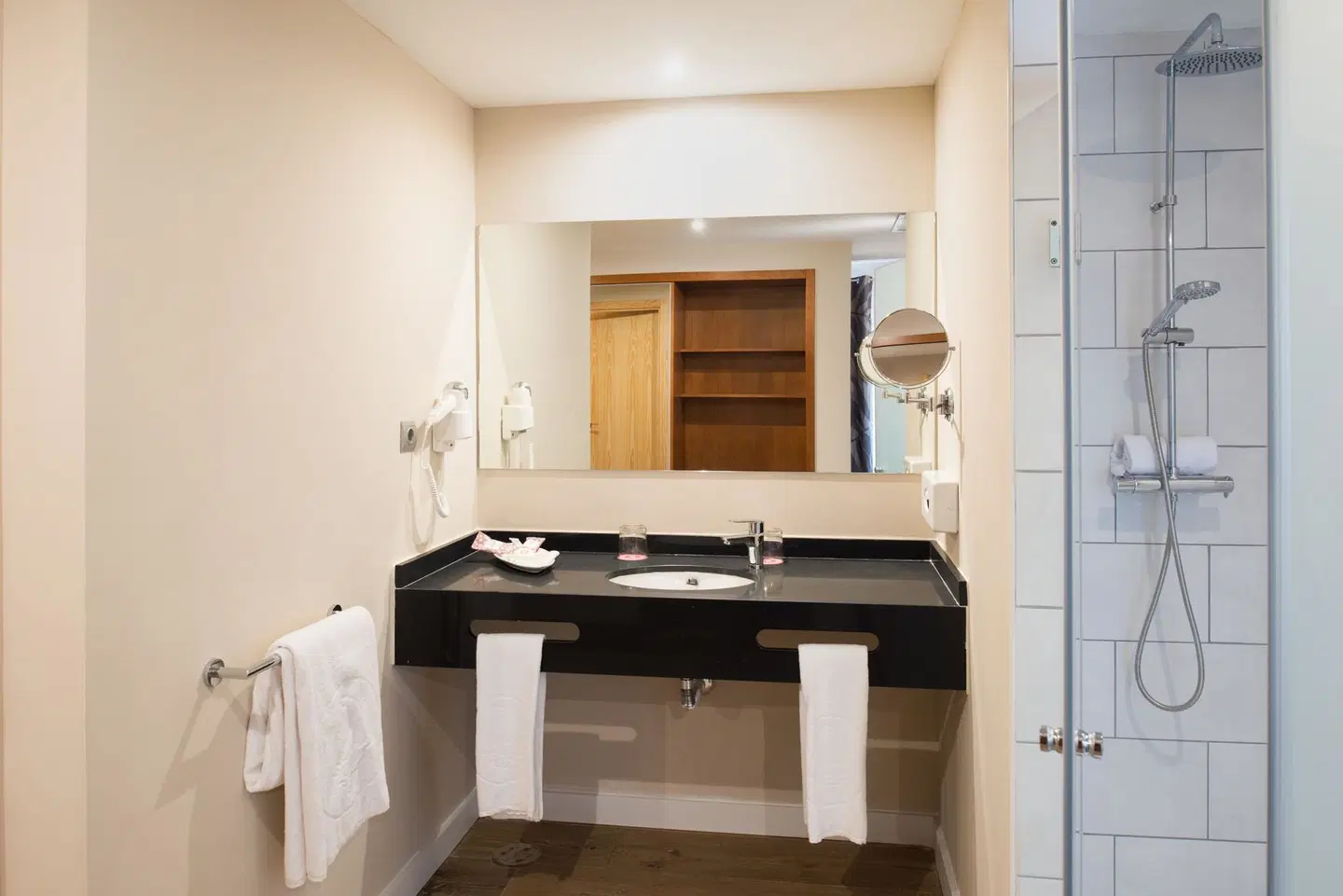 Hotel Costa Calero Thalasso & Spa Badezimmer