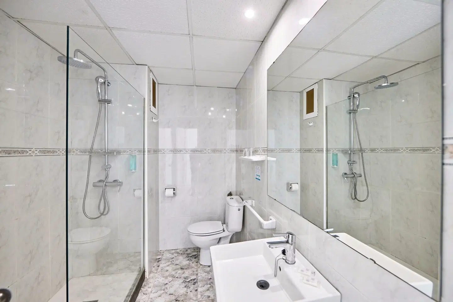 Ilusion Calma Badezimmer