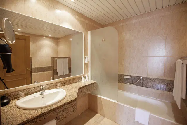 IFA Altamarena by Lopesan Hotels Badezimmer