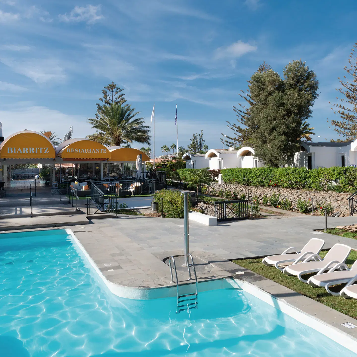 Cordial Biarritz OUTDOOR_POOL