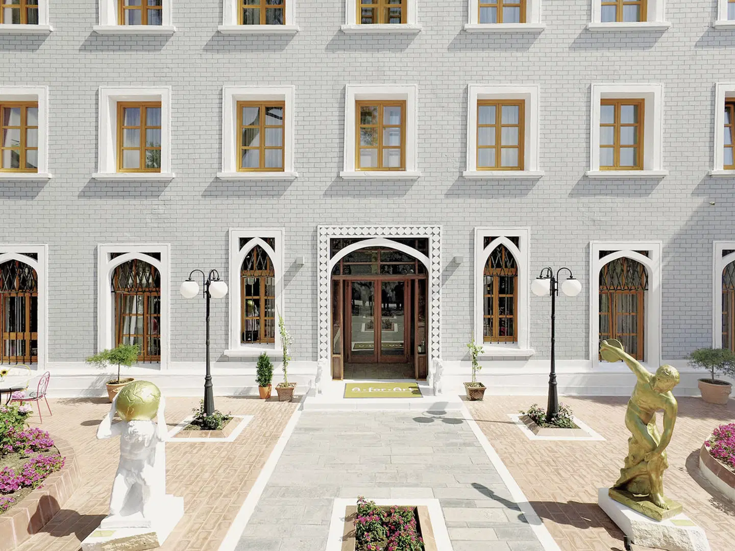 A for Art Design Hotel EXTERIOR