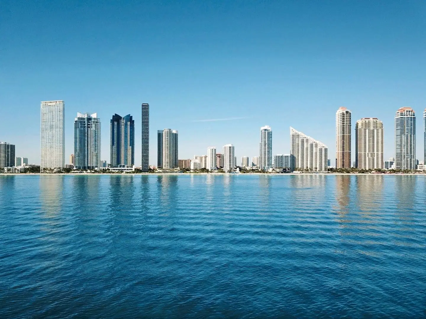 Doubletree Ocean Point Resort & Spa LANDSCAPE