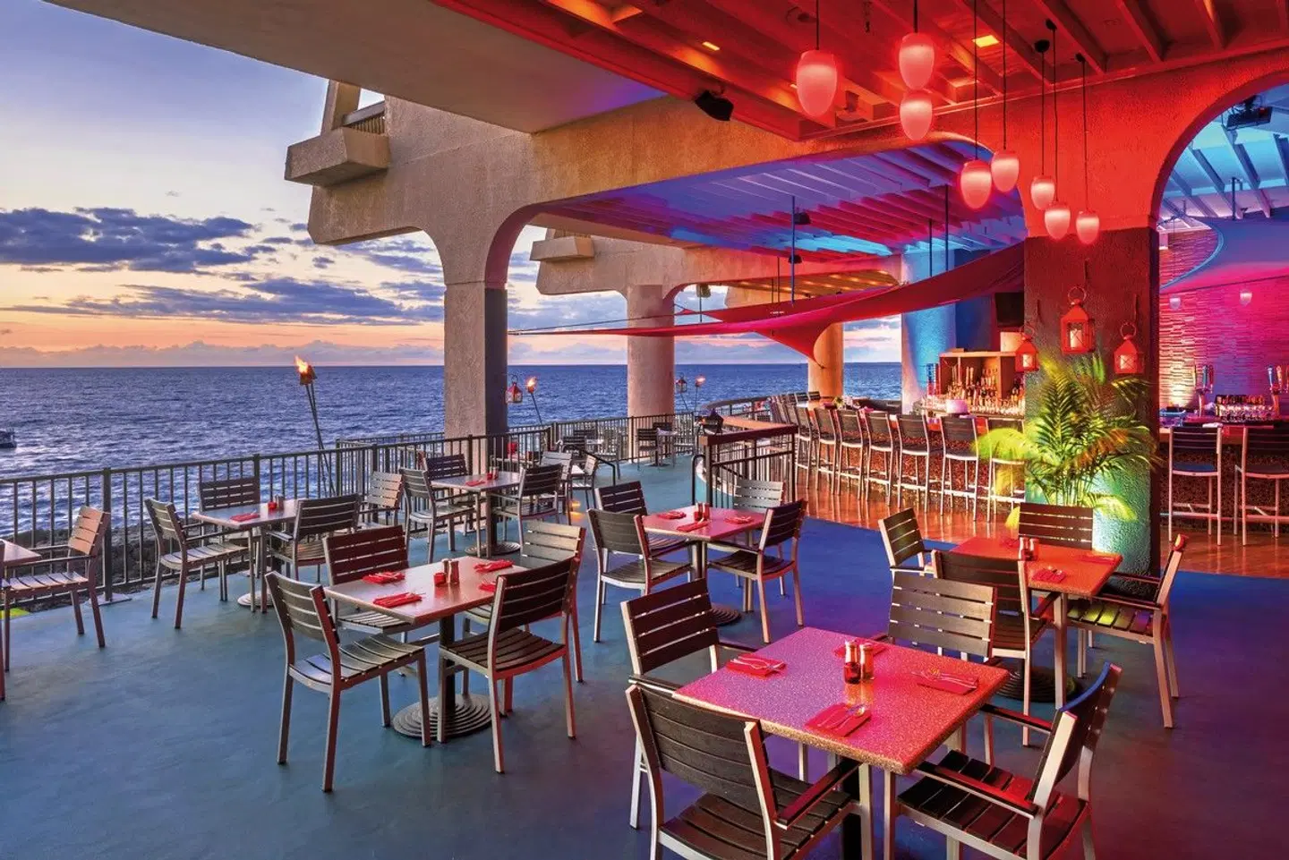 Outrigger Kona Resort and Spa Restaurant