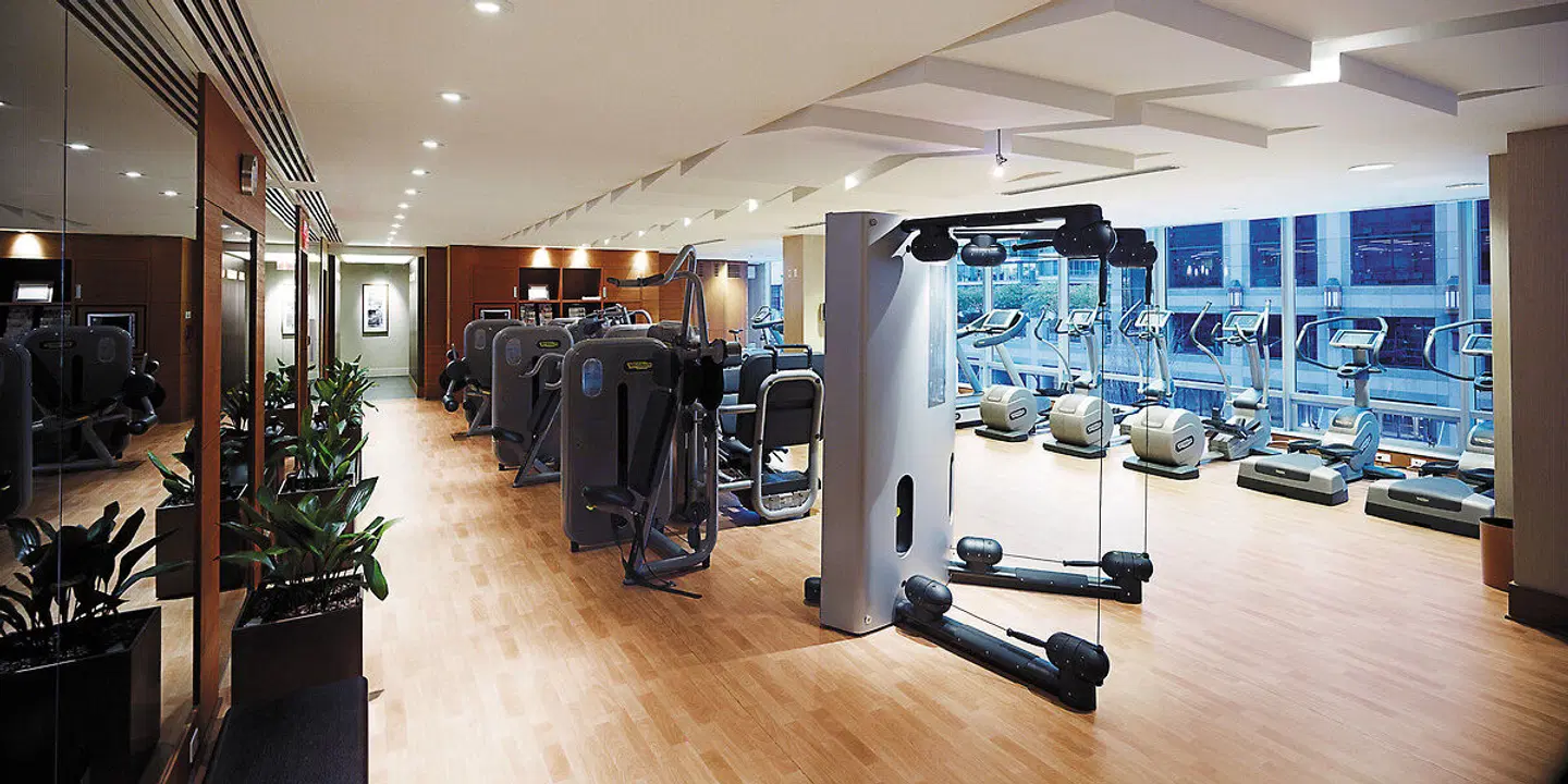 Shangri-La Hotel Vancouver SPORTS_AND_LEISURE