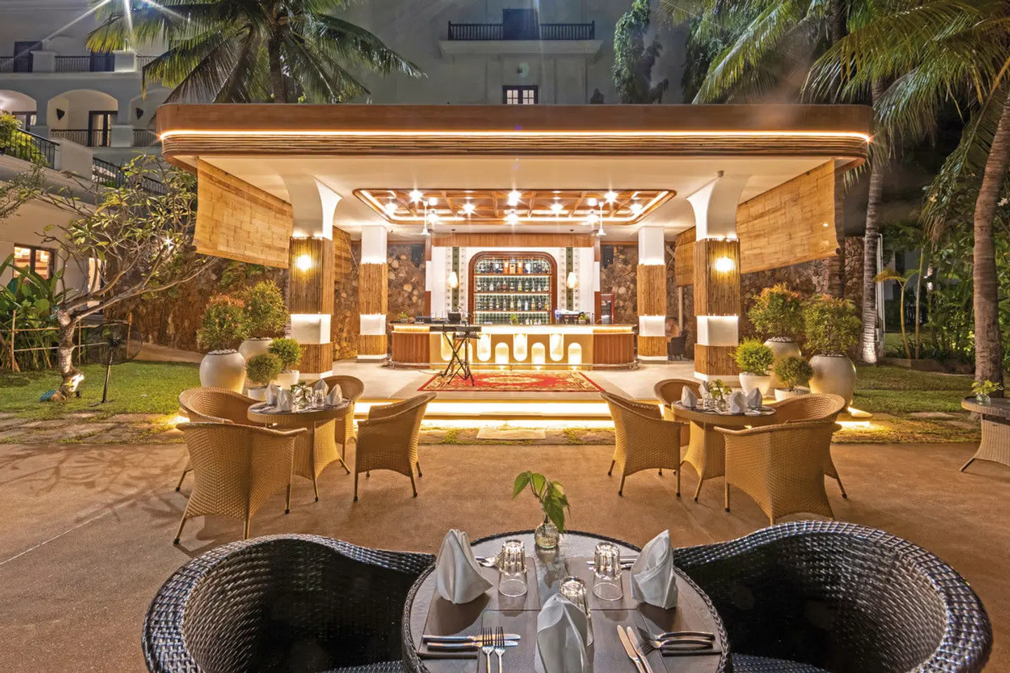 Lotus Blanc Resort LOUNGE_LOBBY