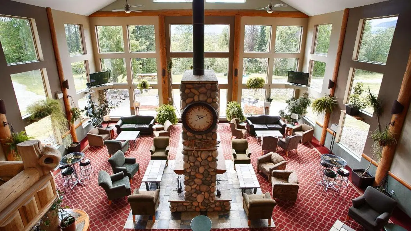 BEST WESTERN PLUS Valemount Inn & Suites LOUNGE_LOBBY