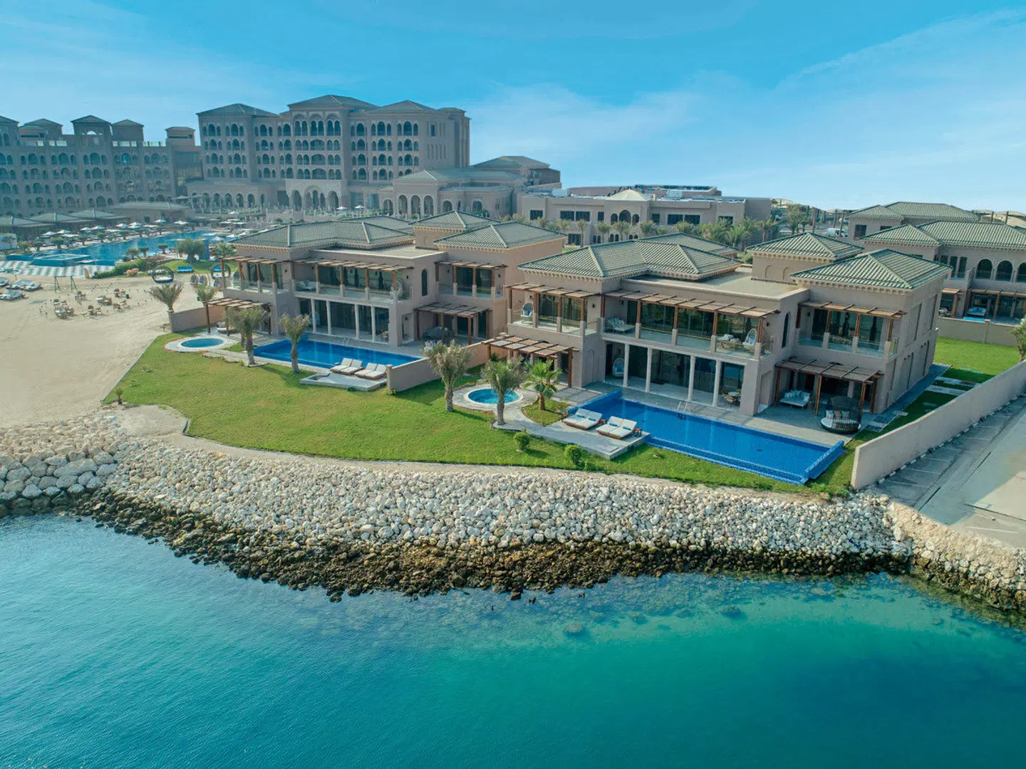 Royal Saray Resort EXTERIOR