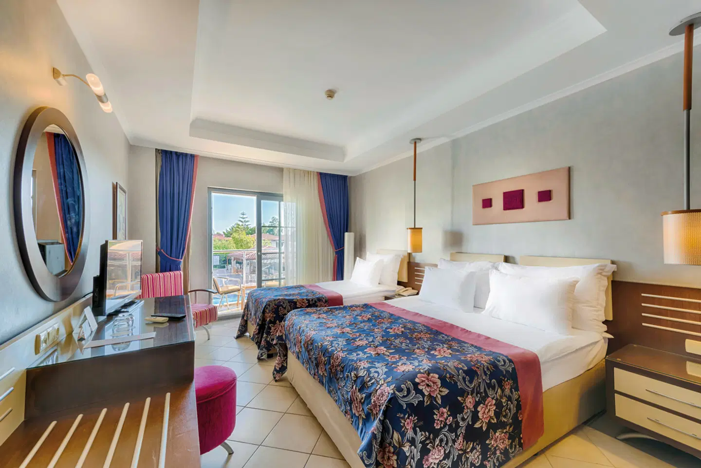 Club Nena ROOM_EXAMPLE