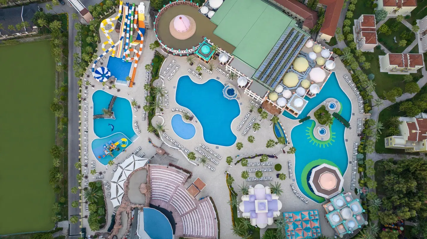 Kamelya Aishen Club MODEL_IMPRESSION